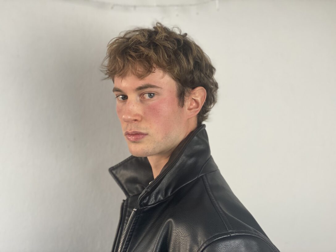 Agencja Gudejko: Oskar Karos